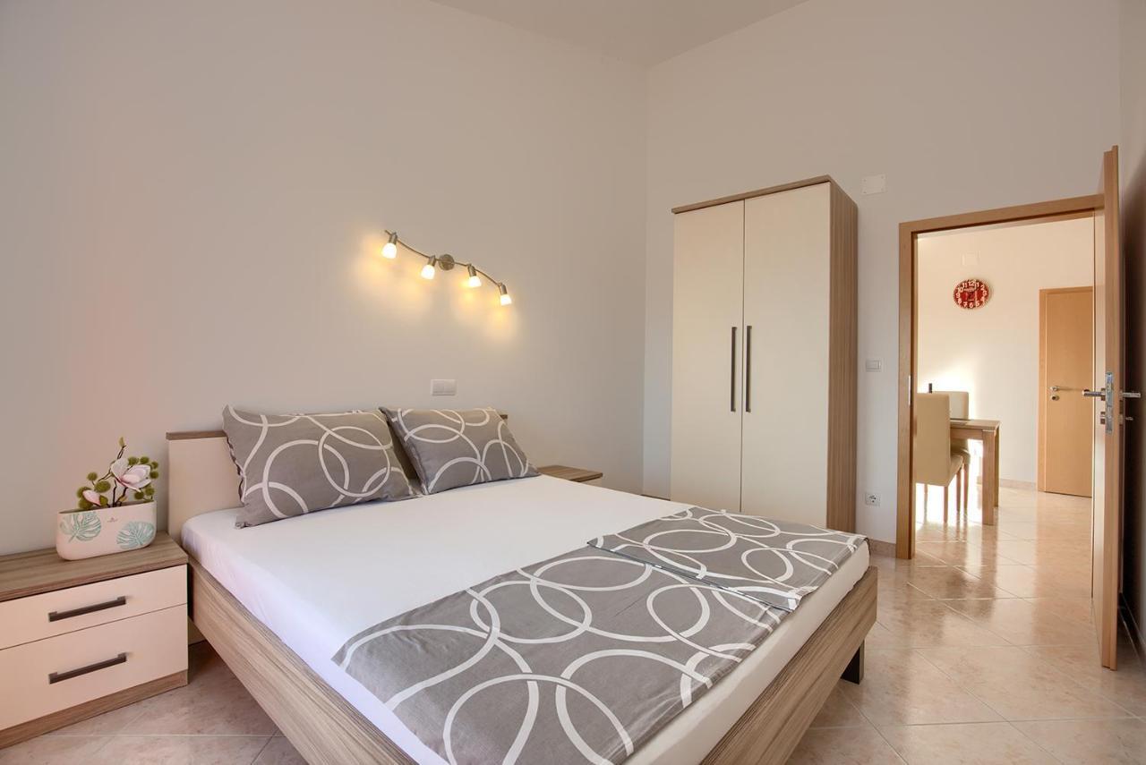 Apartments Orange 메덜린 외부 사진
