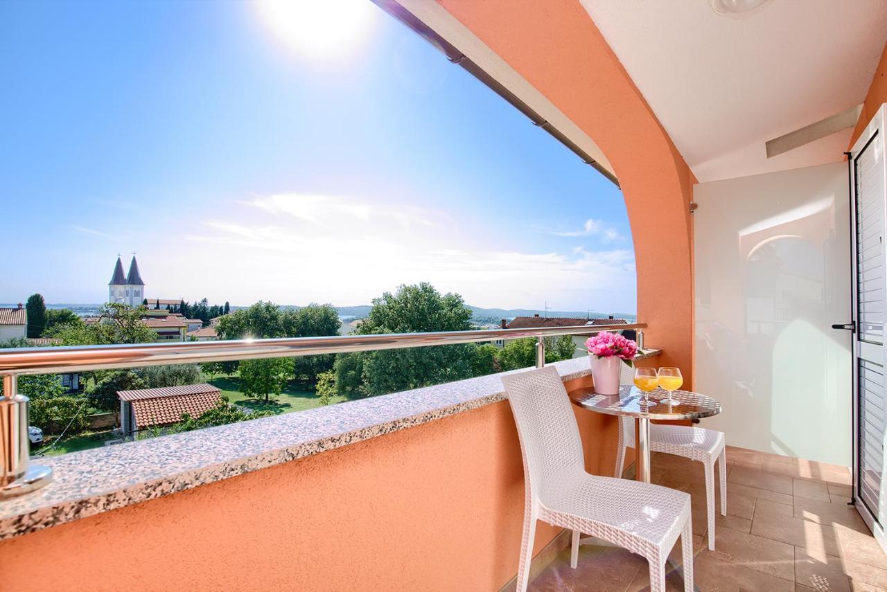 Apartments Orange 메덜린 외부 사진