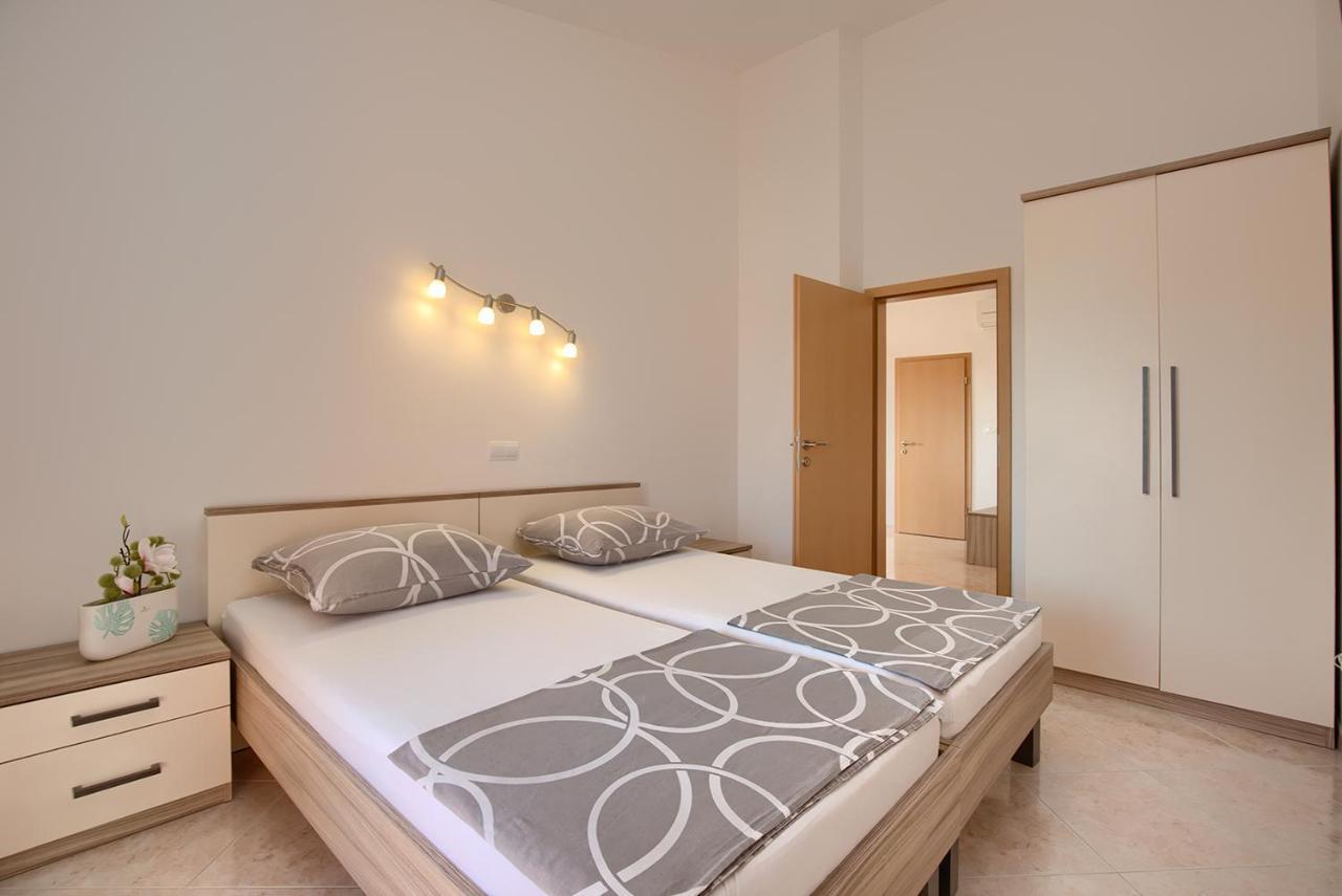 Apartments Orange 메덜린 외부 사진